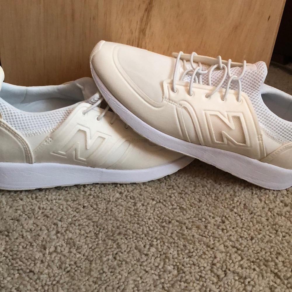 Brand new new balance off white shoes